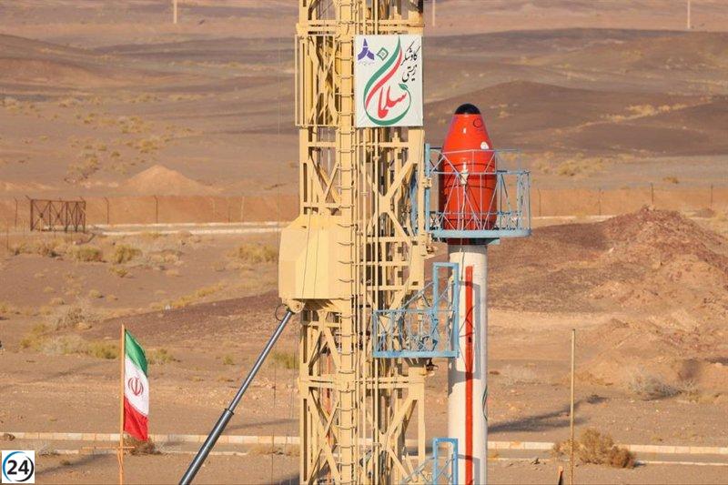 Irán hace historia con el lanzamiento simultáneo de tres satélites al espacio