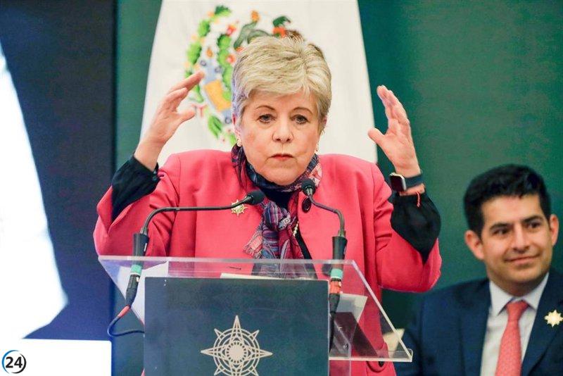 México corta lazos con Ecuador por detención de Jorge Glas en su embajada.