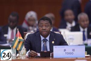 Togo celebra elecciones legislativas tras reforma constitucional controversial que limita poder presidencial.