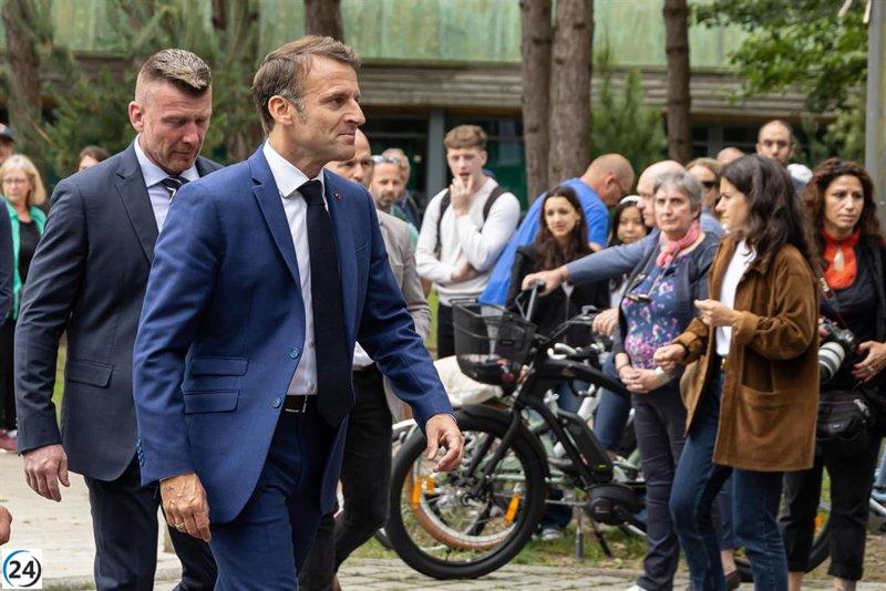 Macron insta a unirse contra la extrema derecha en la segunda vuelta.