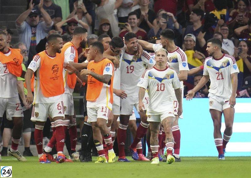 Venezuela avanza a cuartos imparable en la Copa América, mientras México se hunde.