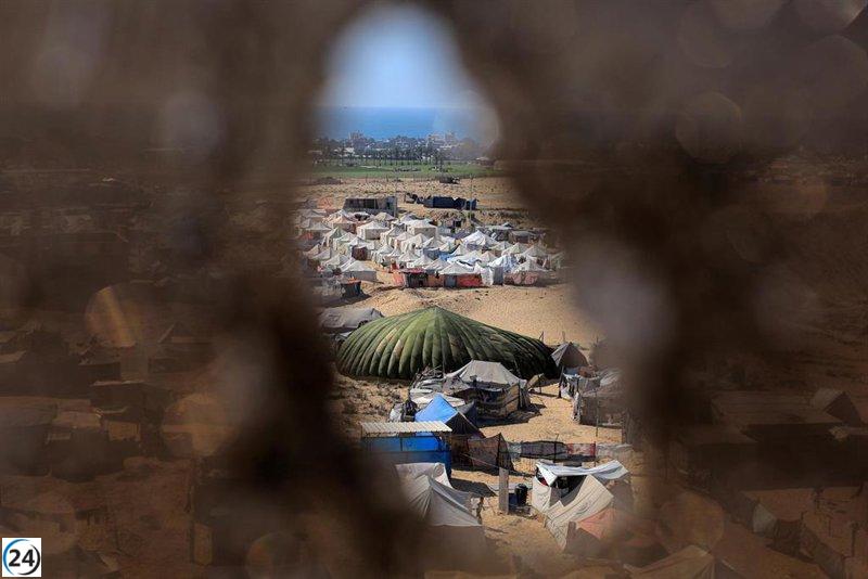 Israel ataca a comandante de Hamás en campo de desplazados en Gaza
