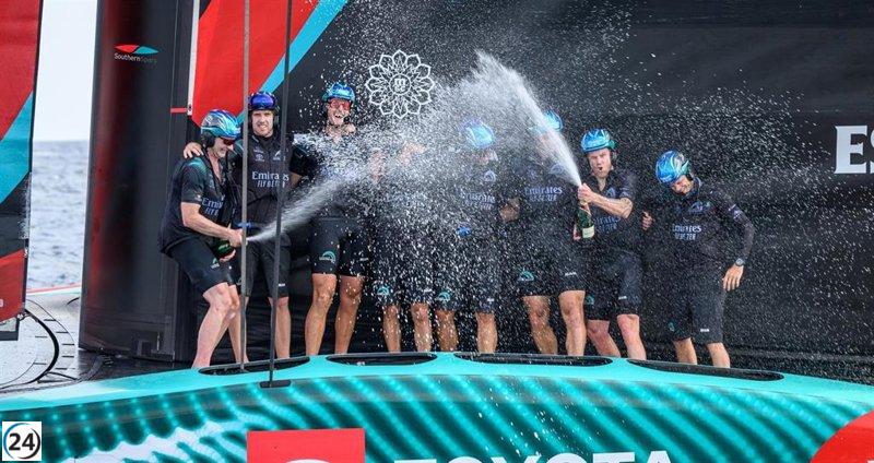 El Emirates Team New Zealand gana en la Regata Preliminar de la America's Cup.