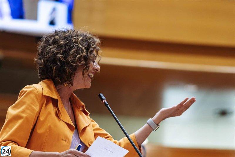 Montero promete servicios equivalentes si las CCAA aumentan impuestos y elogia solidaridad del cupo catalán