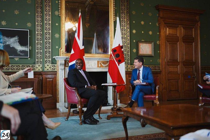 Picardo reconoce desafíos técnicos en negociación sobre Gibraltar, pero confía en resolverlos.
