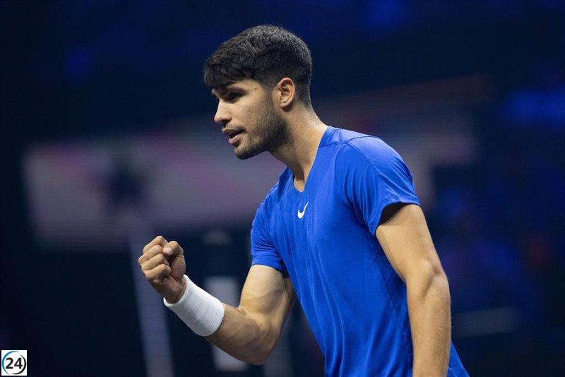 Victoria de Alcaraz sobre Monfils le permite avanzar a cuartos en Shanghai.
