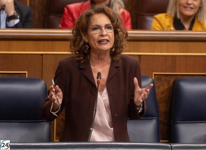 Hacienda advierte que 7.200 millones en fondos europeos están atados a la reforma fiscal en el Congreso.