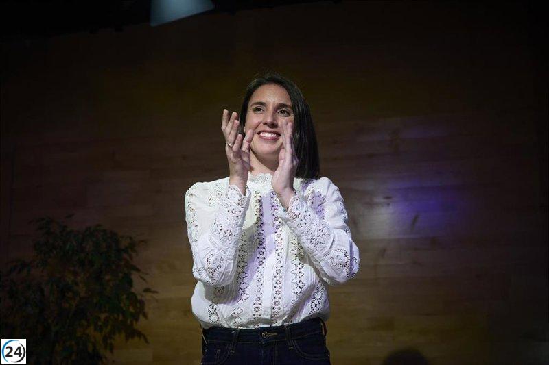 Irene Montero critica a los jueces que cuestionan el ascenso de una cajera a la política.