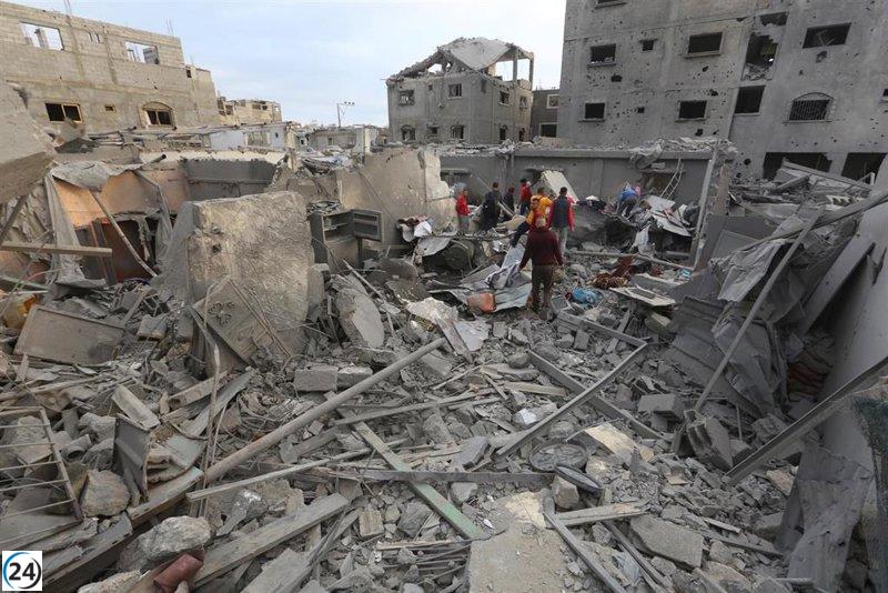 Gaza reporta el fallecimiento de una periodista tras bombardeo israelí.
