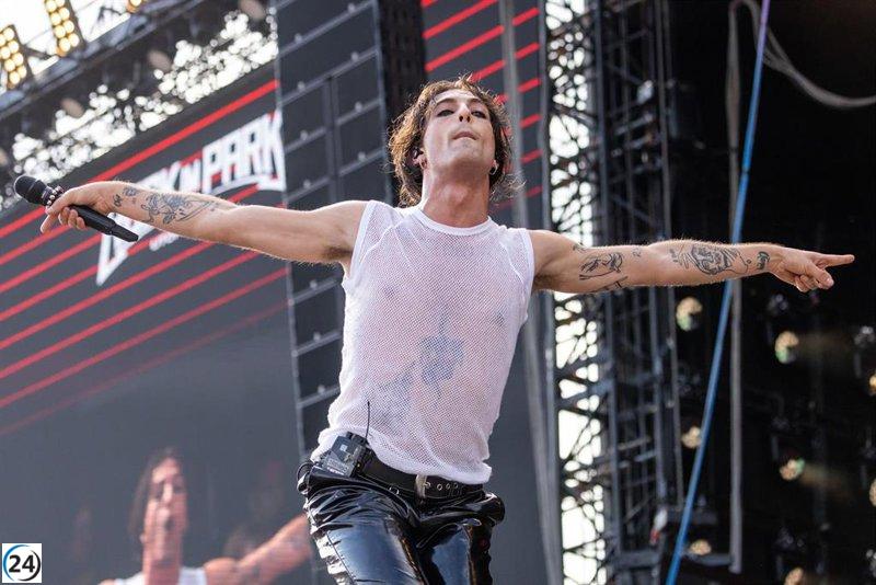 Damiano David de Maneskin anuncia su primera gira mundial con paradas en Barcelona y Madrid en septiembre de 2025.