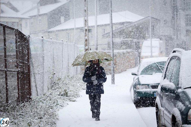 Nueve provincias en alerta por nieve, viento y condiciones adversas.