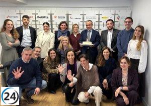Sernauto lanza su estrategia 2025 para fortalecer el conocimiento y la colaboración en el sector.