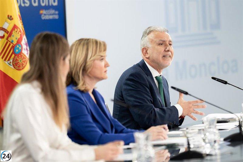 Gobierno dictará reparto de menores migrantes si comunidades autónomas no alcanzan consenso antes del 20 de junio.
