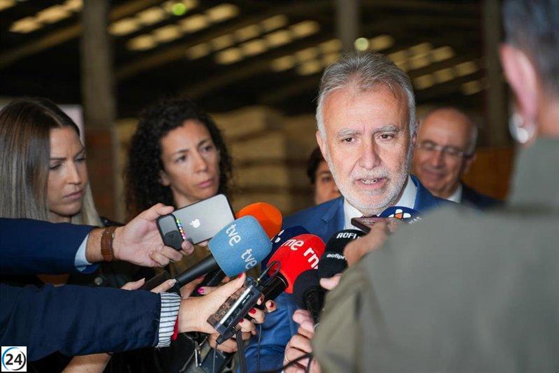 Torres revela su diagnóstico de cáncer y se someterá a cirugía en abril, pero seguirá liderando el Ministerio.