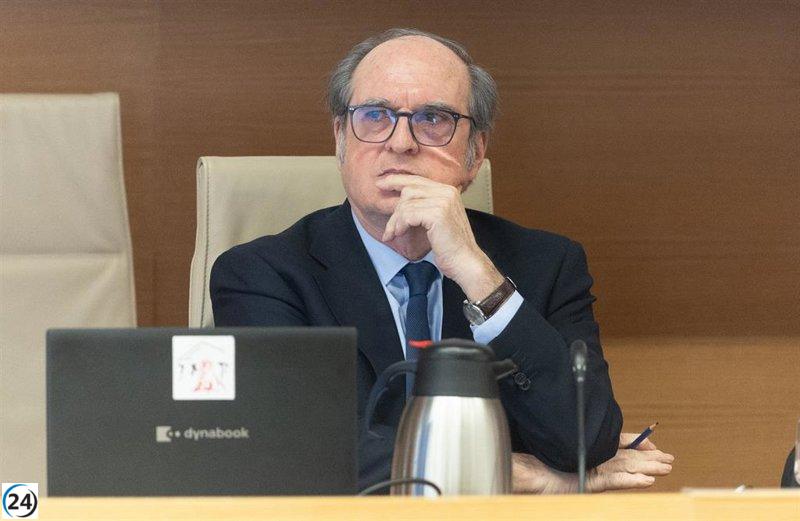 Gabilondo sugiere a legisladores abordar el tema de vivienda en Cañada Real para entender la realidad del chabolismo.