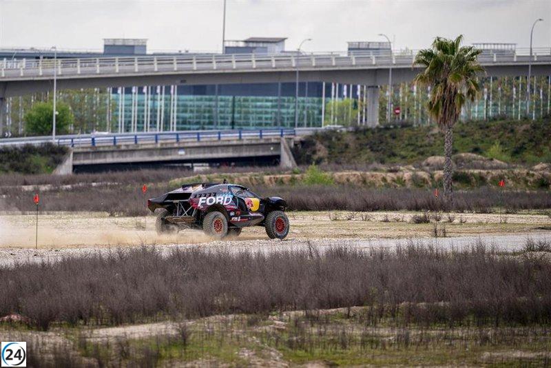 Carlos Sainz inicia su aventura en Madring al volante del Ford Raptor T1+.