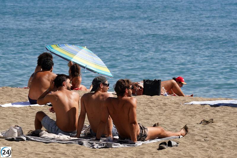 Fin de semana caluroso en España, superando los 30ºC, con lluvias en el norte y este del país.