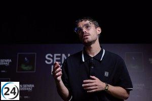 Sen Senra regresa a Galicia en ‘PO2054AZ’ y destaca la histórica resistencia de su pueblo.
