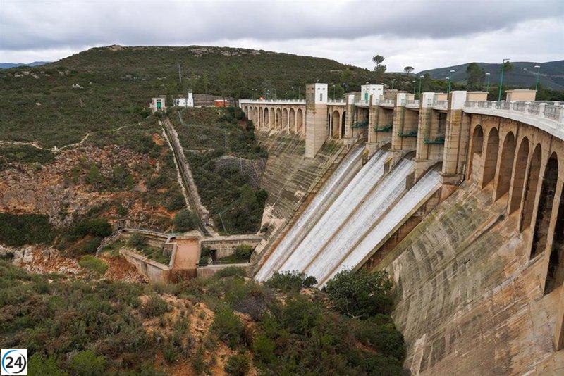 MITECO: Senador resalta urgencia de mantener presas en óptimas condiciones tras la dana.