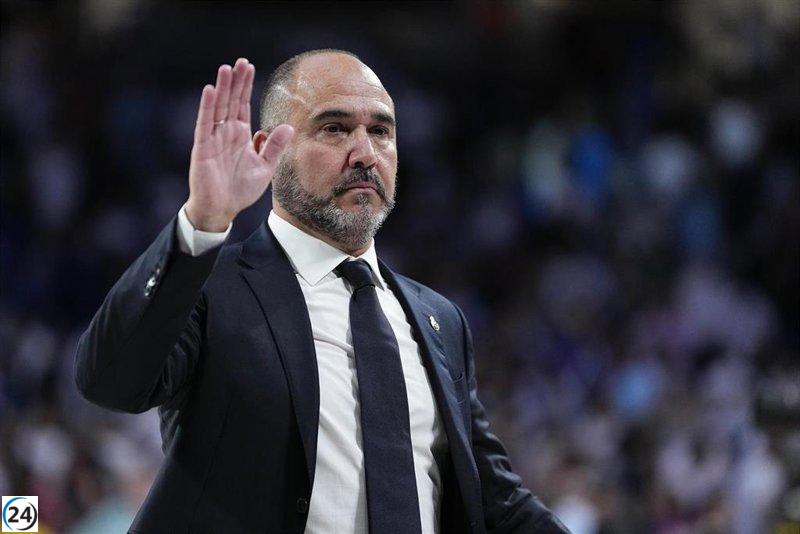 Chus Mateo elogia el desempeño defensivo y ofensivo de Andrés Feliz.