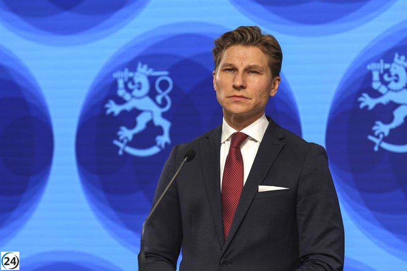 Finlandia implementa nueva ley que impide a rusos y bielorrusos adquirir propiedades.