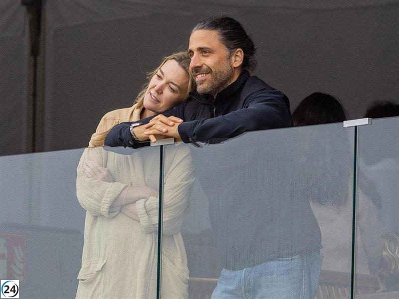 Marta Ortega deslumbra junto a Carlos Torreta en su elegante encuentro en Casas Novas.