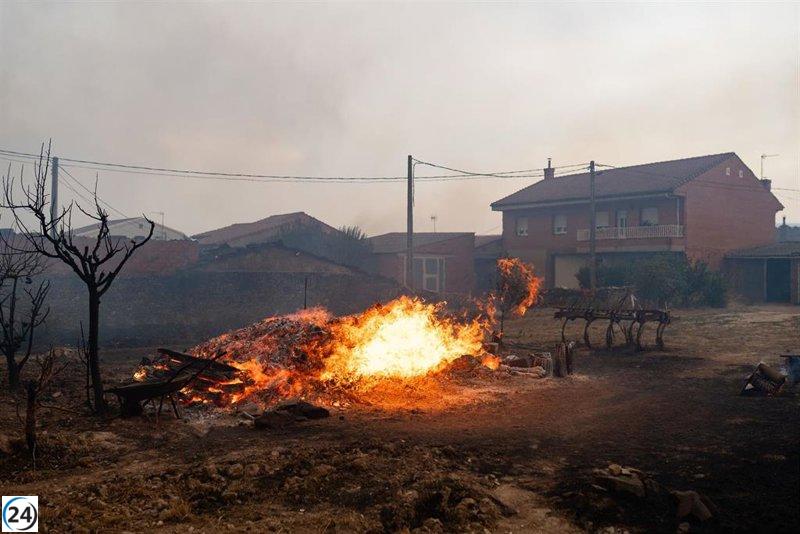 Cultural Leonesa lamenta la pérdida de un voluntario en el incendio de Molezuelas.