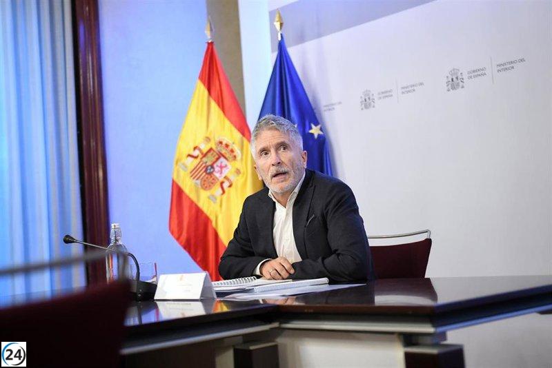 Marlaska promete ayudas rápidas para las áreas afectadas por incendios.