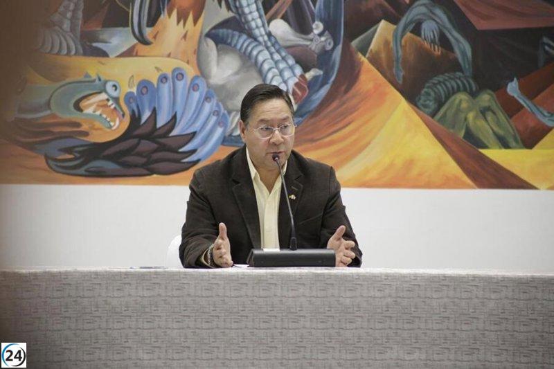 Arce reúne a ganadores de la primera vuelta en Bolivia para exponer el estado del país.