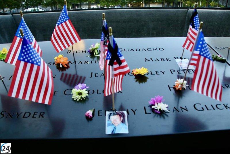 EE.UU. rinde homenaje a las víctimas del 11-S en actos conmemorativos en los sitios de los ataques.