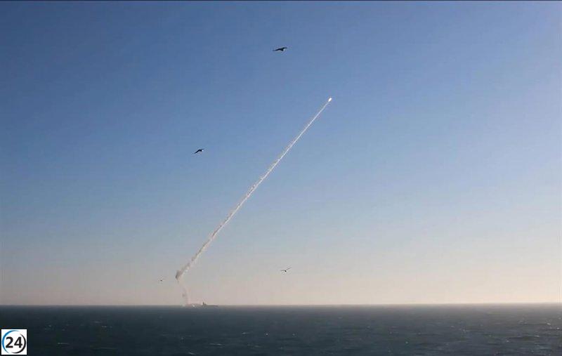 Rusia prueba su misil hipersónico en ejercicios militares con Bielorrusia.