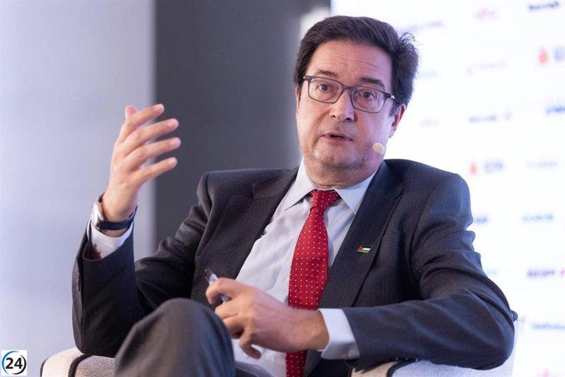 López promete dialogar con sindicatos sobre aumentos salariales de funcionarios para 2023 y 2026.