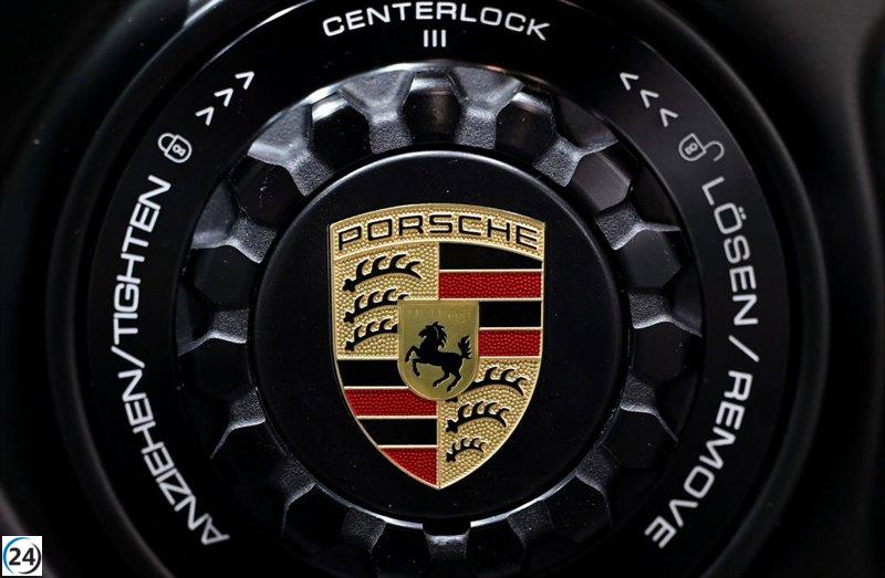 Porsche considera unificar sus áreas de Ingeniería y Digital.