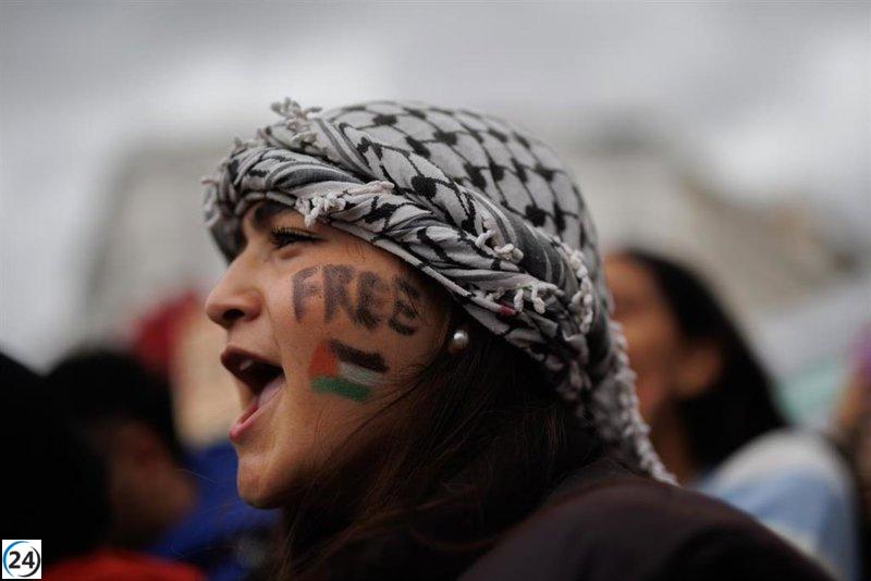 Estudiantes se movilizan hoy en huelga general por la causa palestina.