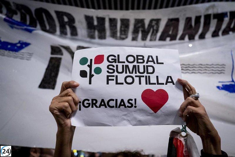 Los españoles restantes de la flotilla salen de Israel, excepto una arrestada por agredir a una funcionaria.