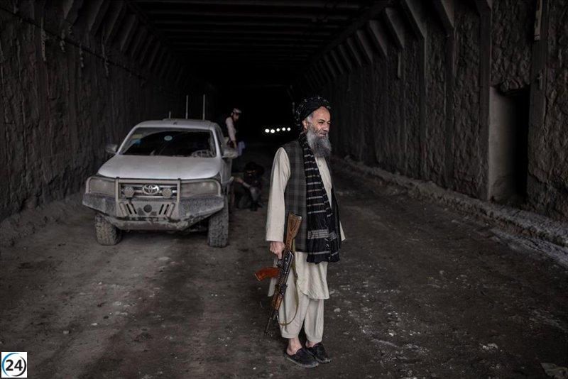 Pakistán reporta 23 soldados caídos y 29 heridos tras ataque talibán en la frontera.