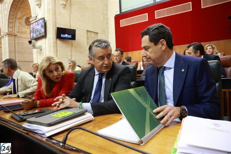 Moreno designa a Sanz como responsable de Sanidad y otorga más funciones a Carolina España y Paradela.