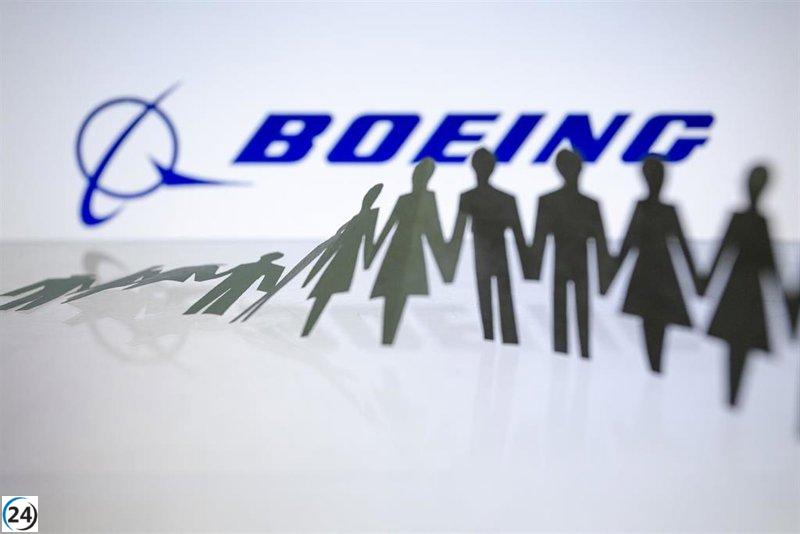 Sindicato rechaza propuesta de Boeing y extiende la huelga en Defensa.