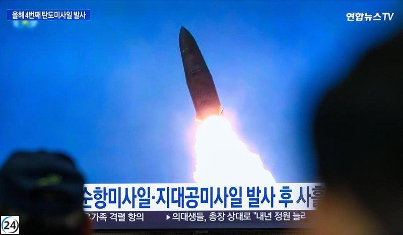 Corea del Norte prueba misiles de crucero justo antes de la llegada de Trump a Seúl.