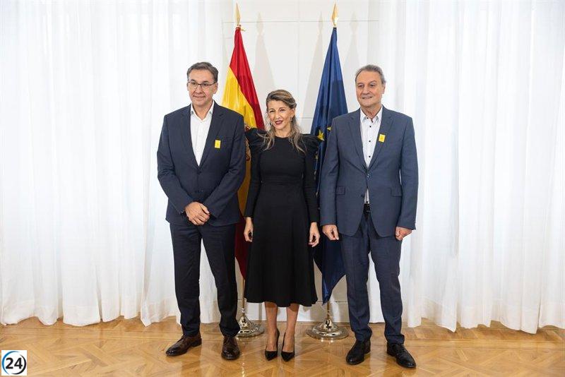 Yolanda Díaz se reúne con el director de Ford Iberia para discutir el mecanismo RED en Almussafes.