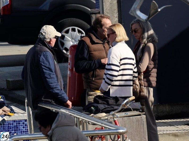 Sanxenxo: Alfonso y María Zurita se mantienen leales a Don Juan Carlos I tras el lanzamiento de sus memorias.
