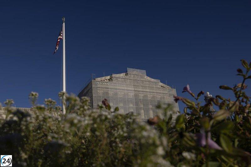 El Tribunal Supremo de EE. UU. prorroga la suspensión de los pagos de asistencia alimentaria hasta el viernes.