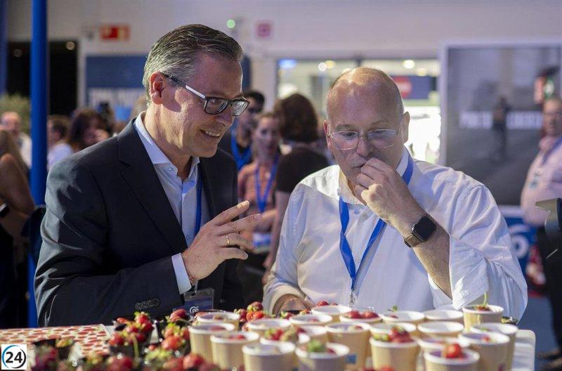 Tellado respalda a Ayuso y defiende el plan migratorio del PP frente a las críticas a Vox.