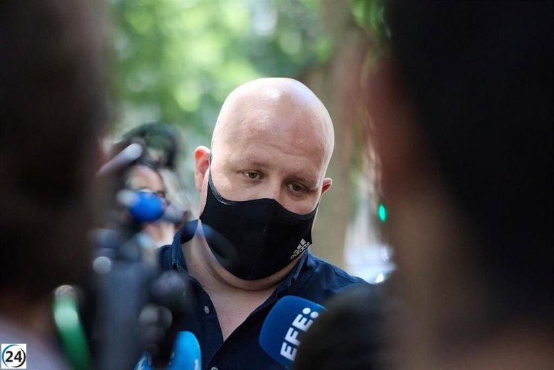 Fiscalía solicita prórroga de prisión para el empresario que financió a 'Alvise' con 100.000 euros.