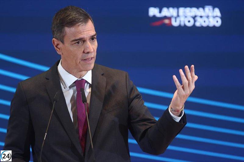 La Fiscalía apoya la continuidad de Sánchez como acusador en el caso de la lona de Hazte Oír ante el Congreso.