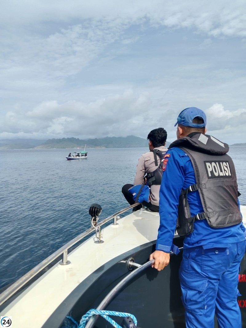 Descubren el cuerpo de una niña, posible víctima del naufragio de españoles en Indonesia.