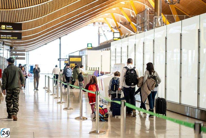 Los aeropuertos de España gestionan 4.420 vuelos en el cierre de 2025, un descenso de 57 con respecto al año anterior.