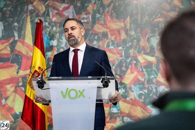 Abascal asegura que Vox formará parte del Gobierno extremeño con una vicepresidencia y múltiples consejerías.