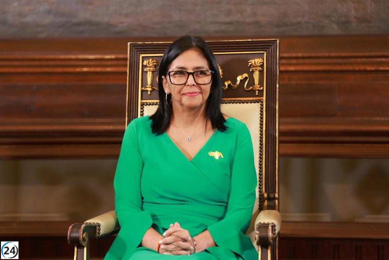 Delcy Rodríguez asegura que los ingresos por hidrocarburos se invertirán en el sistema de salud.