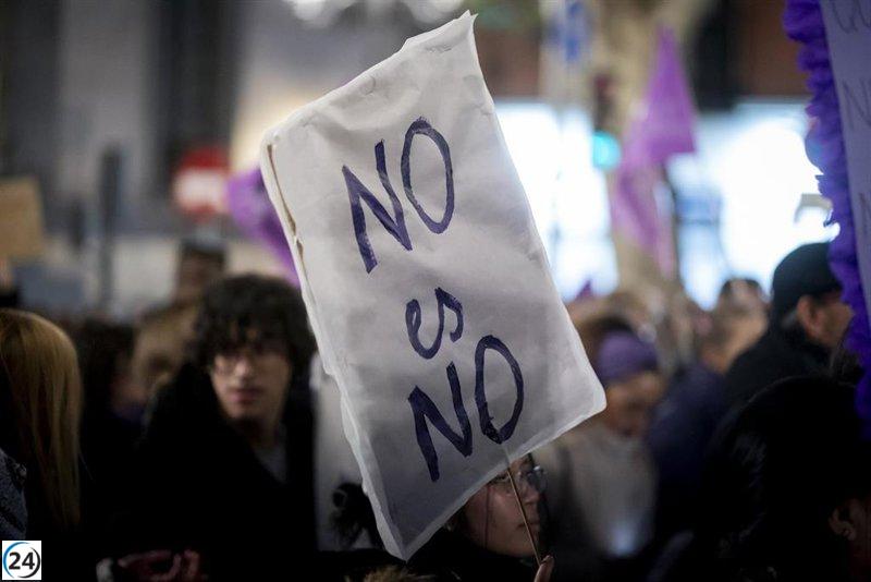 Feministas critican a Julio Iglesias: 